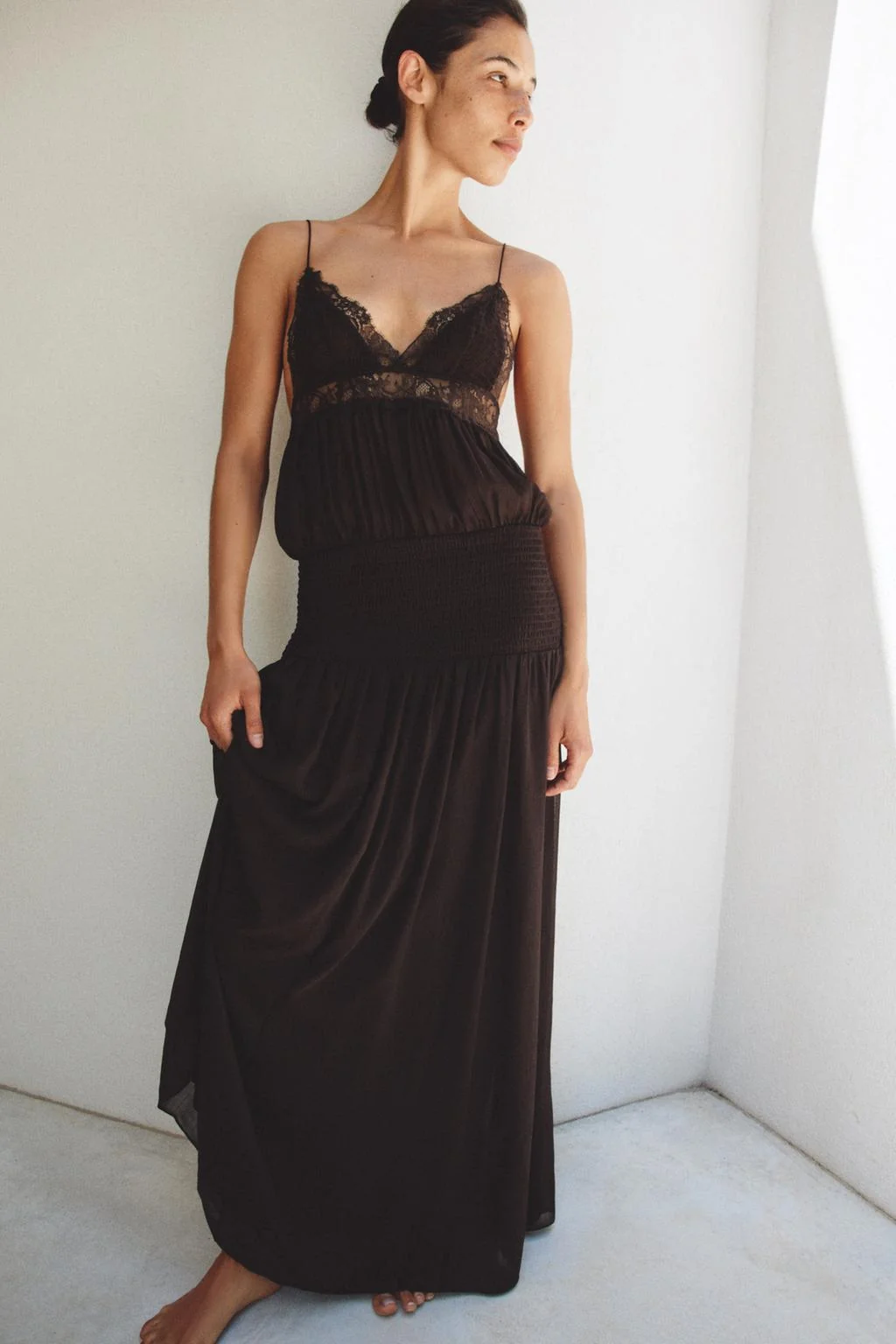 LACE STRAPPY DRESS