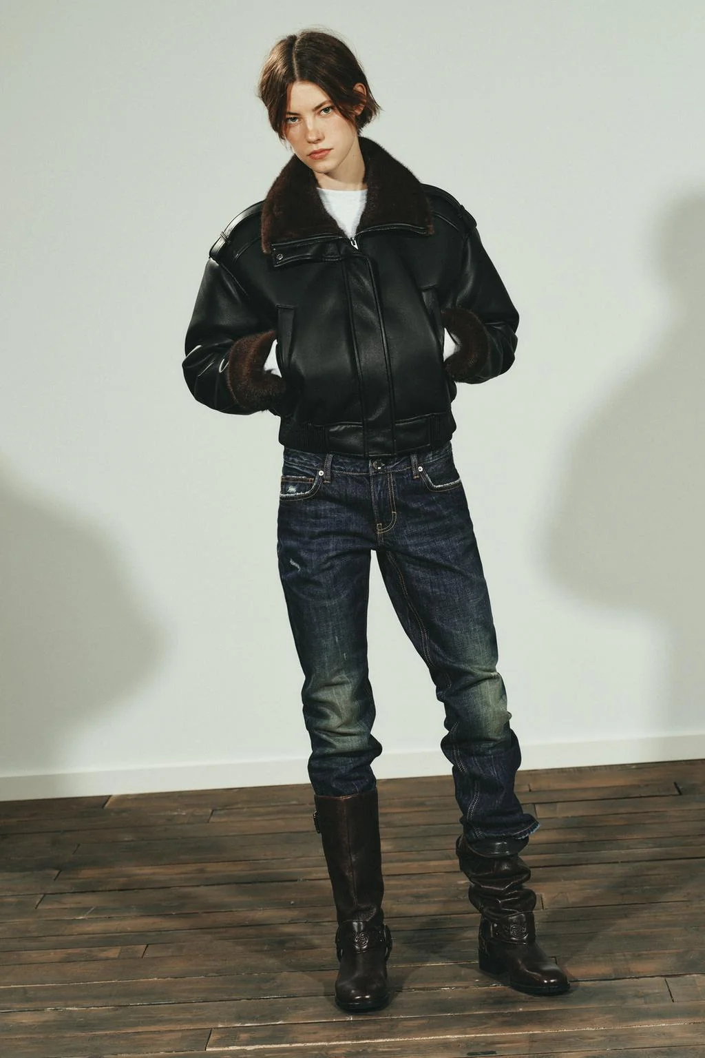 Двусторонняя куртка-бомбер из искусственной кожи