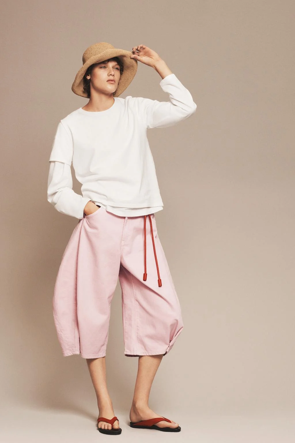 Плиссированные бермуды - базовый предмет Zara Woman