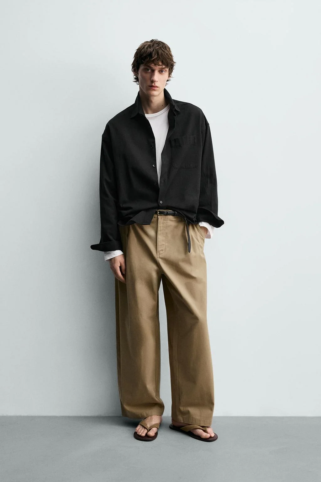 Брюки с широкими штанинами со складками — Со складками