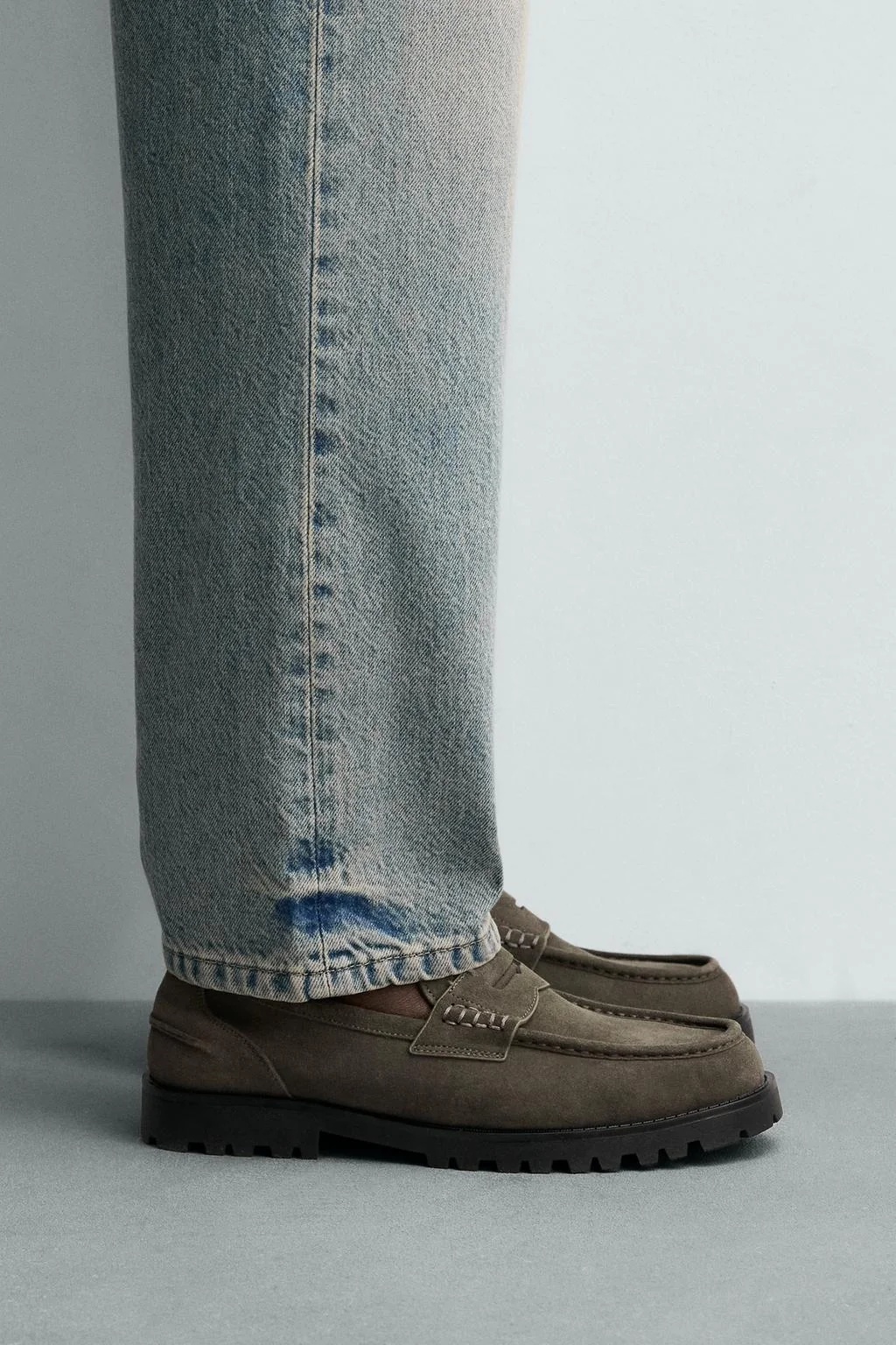 Кожаные лоферы с протекторной подошвой — Кожа