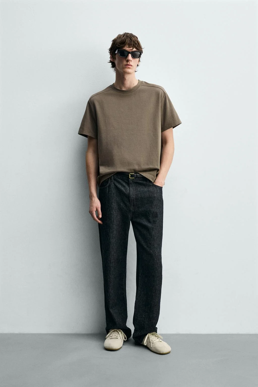 Футболка свободного кроя со швами — Однотонные