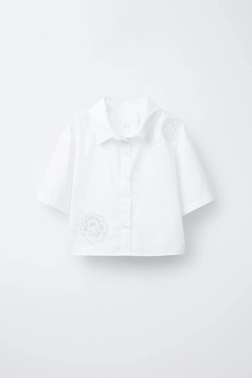 POPLIN SHIRT WITH EMBROIDERED FLOWER