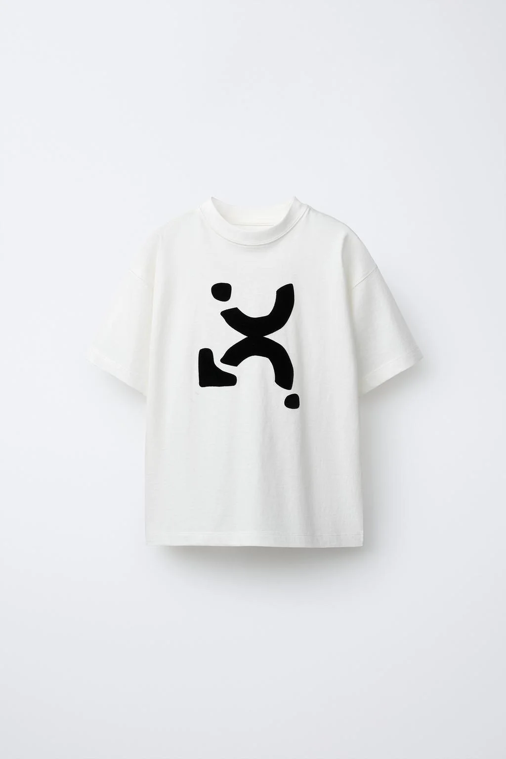 FLOCKED DESIGN T-SHIRT