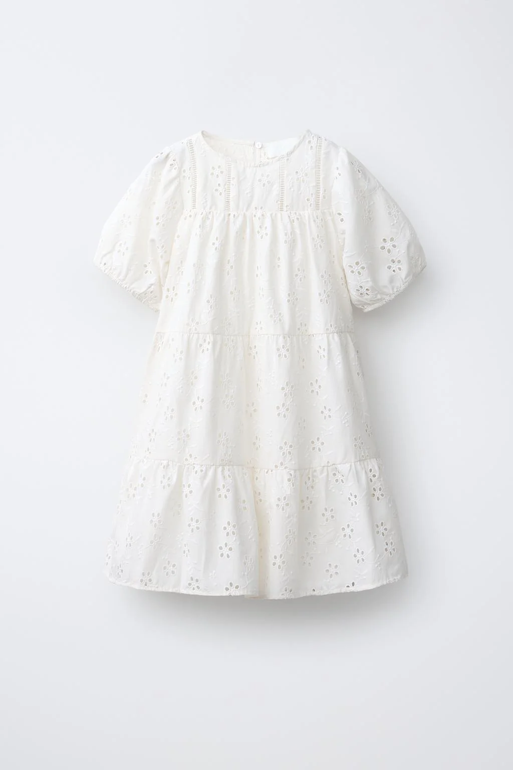 Платье с вышивкой — Особый случай