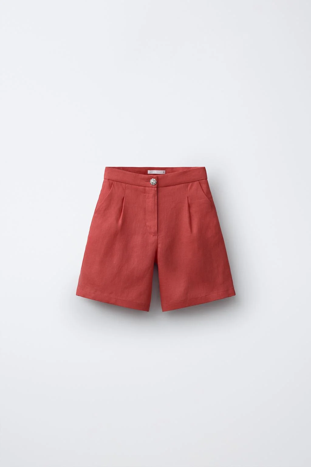 100% LINEN BERMUDA SHORTS WITH JEWEL BUTTON