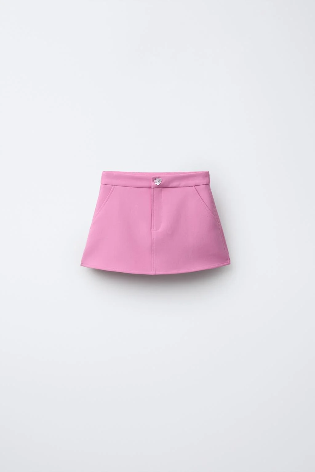 SKIRT WITH RHINESTONE BUTTON