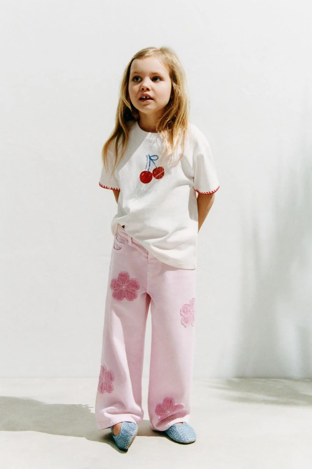 Футболка с вышивкой