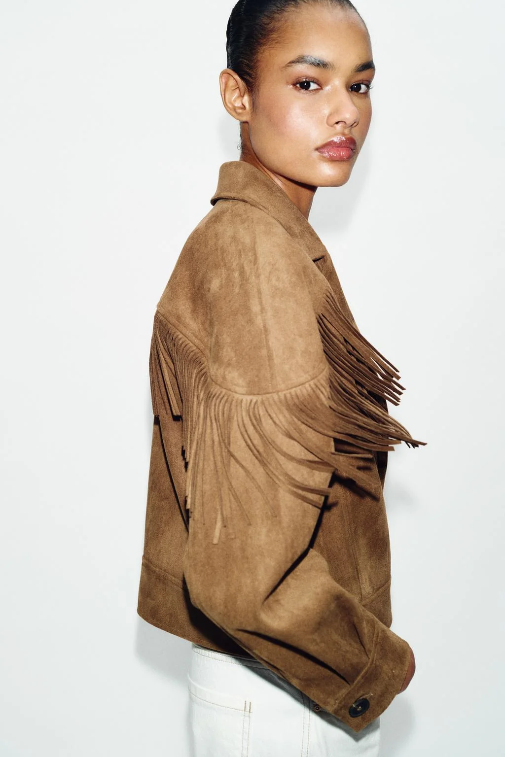 Куртка из искусственной замши с бахромой