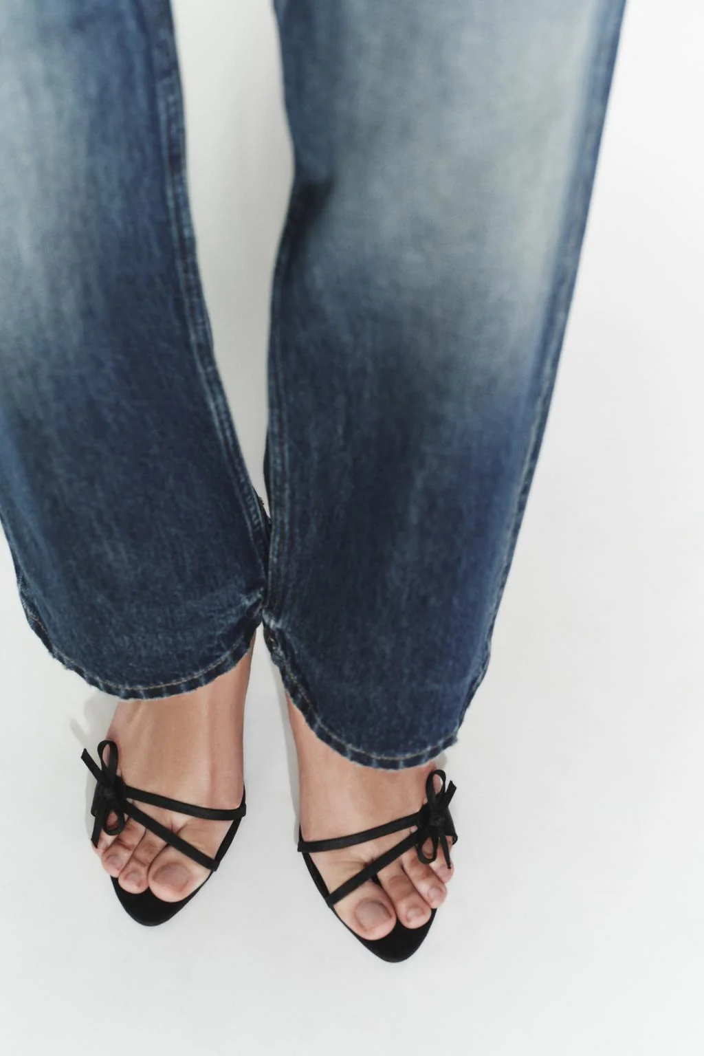 Лаковые сандалии на высоком каблуке — КАБЛУК