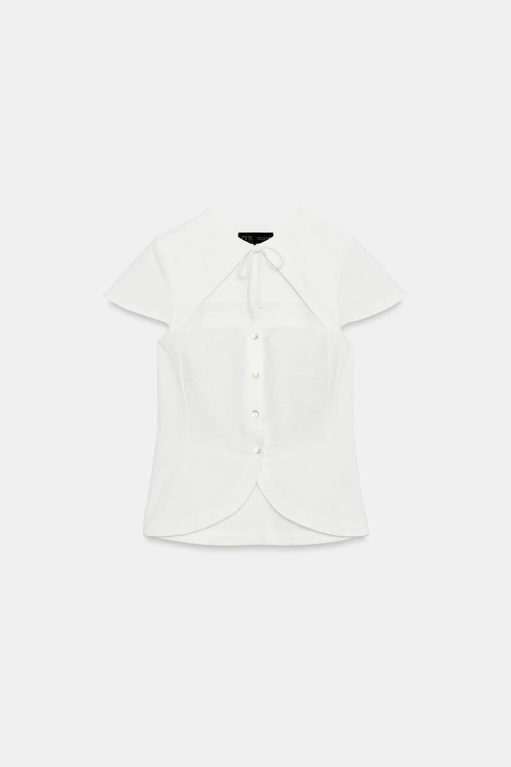 ТОП С ВЫРЕЗОМ И БАНТОМ