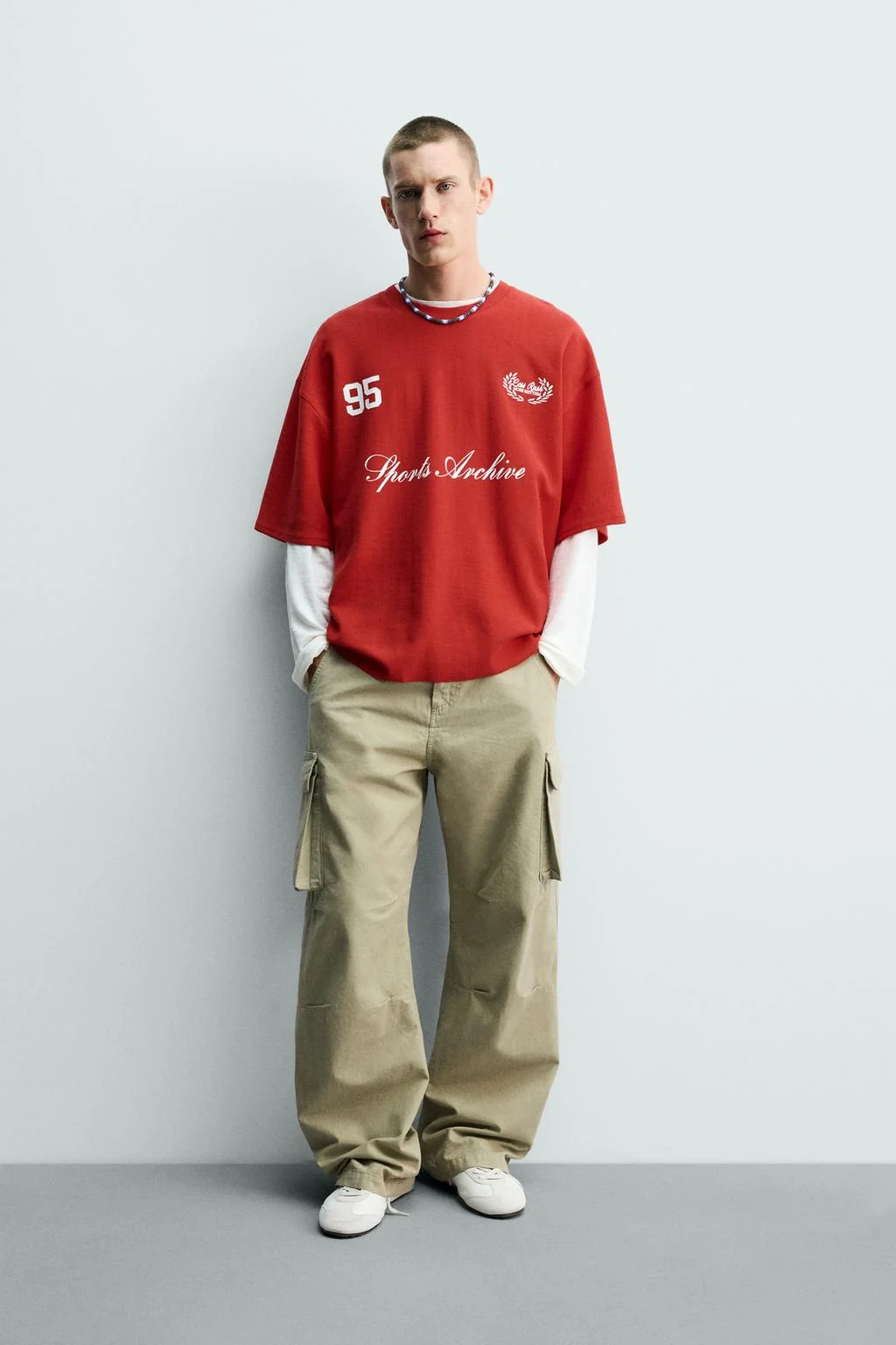 EMBROIDERED TEXTURED T-SHIRT