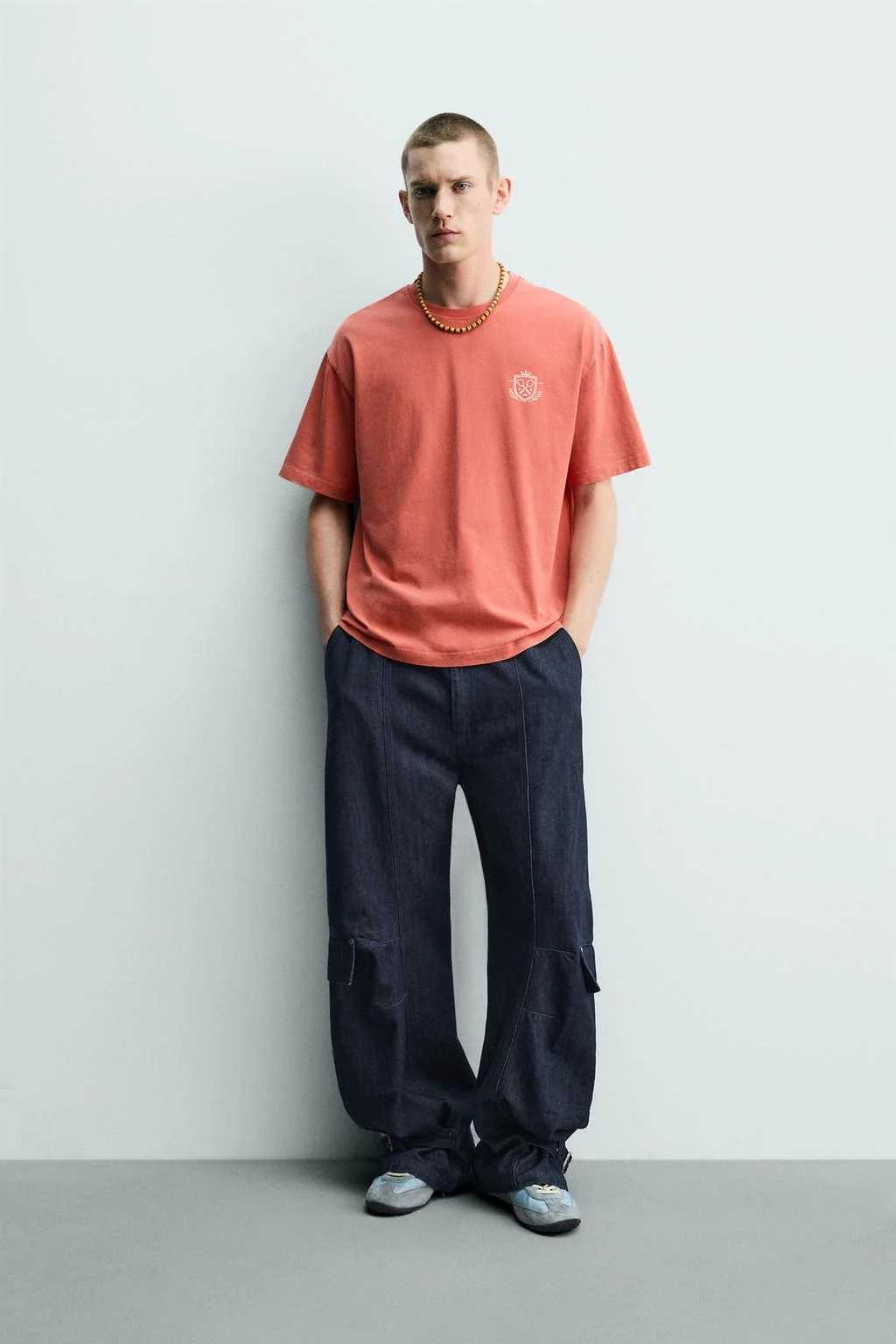 CONTRAST SLOGAN PRINT T-SHIRT