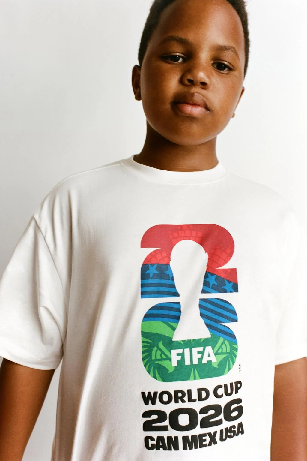 Футболка FIFA World Cup ™ 2026 — ЧЕМПИОНАТ МИРА ПО ФУТБОЛУ FIFA ™ 2026
