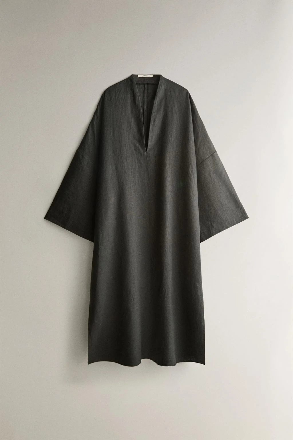 Льняной пляжный кафтан — Носки и пижамы