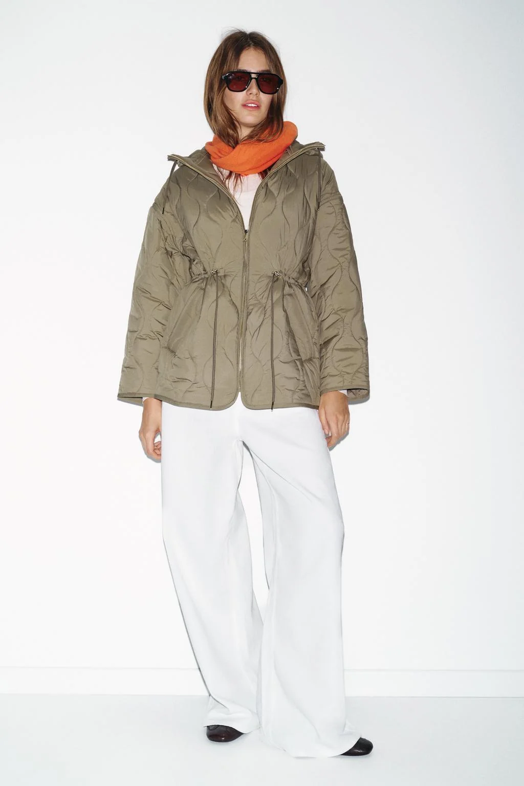 Водоотталкивающий пуховик с капюшоном