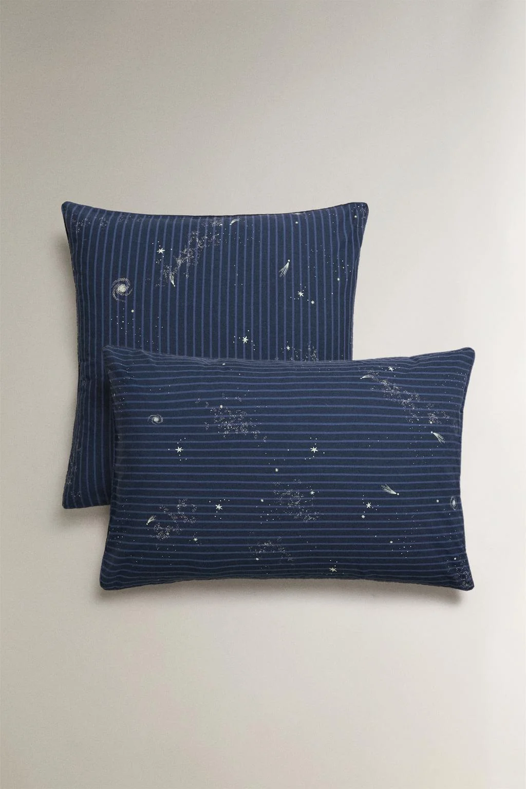 CHILDREN'S STRIPED SPACE PILLOWCASE