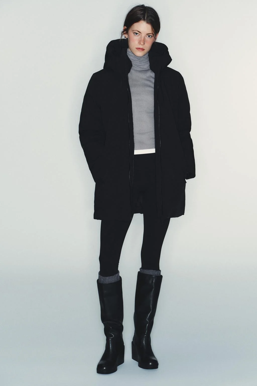 Пуховик водонепроницаемый ветрозащитный с худи — Пуховики