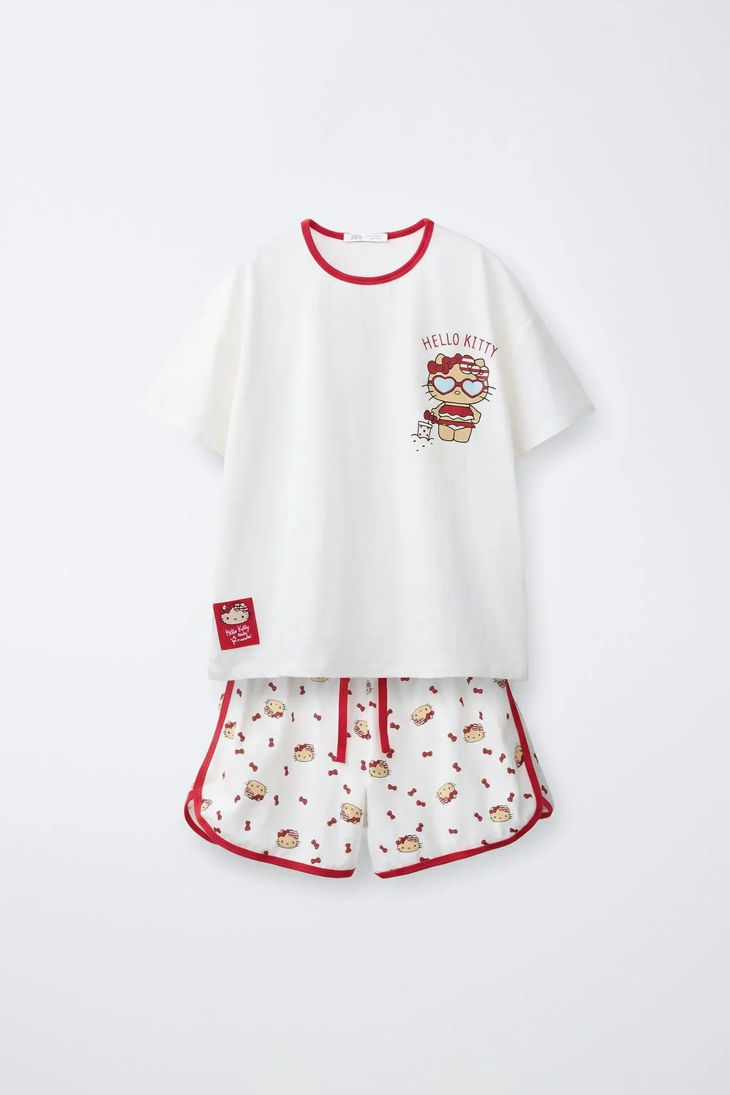 6-14 YEARS / HELLO KITTY © SANRIO PYJAMAS