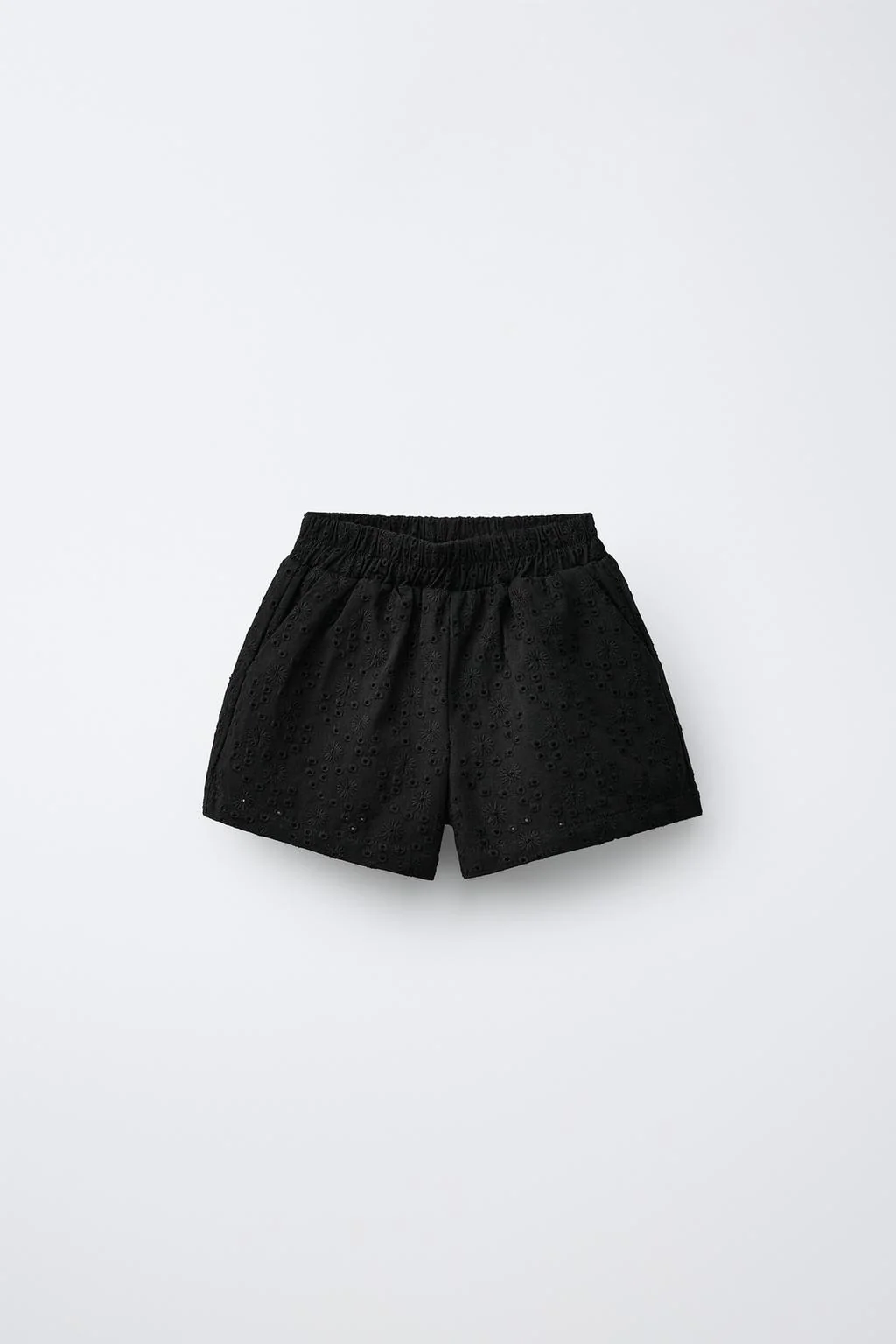 EMBROIDERED BERMUDA SHORTS
