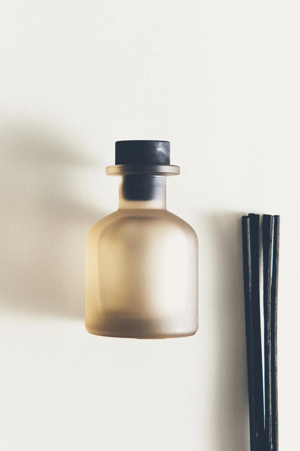 (120 ML) ORCHIDÉE LUMIÈRE REED DIFFUSERS