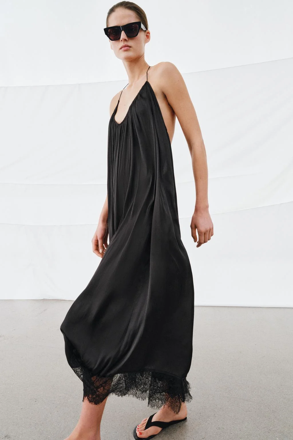 Платье ZW COLLECTION с кружевом и атласом на шее