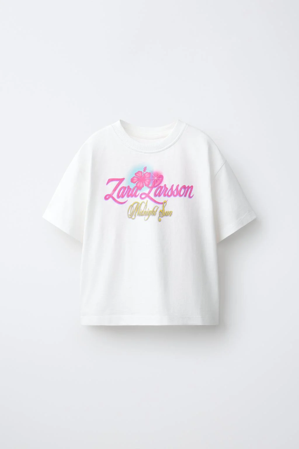 ZARA LARSSON © T-SHIRT