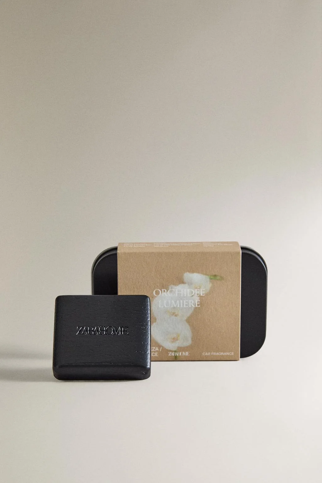 Освежитель воздуха для автомобиля Orchidée Lumière — Аэраторы для автомобиля