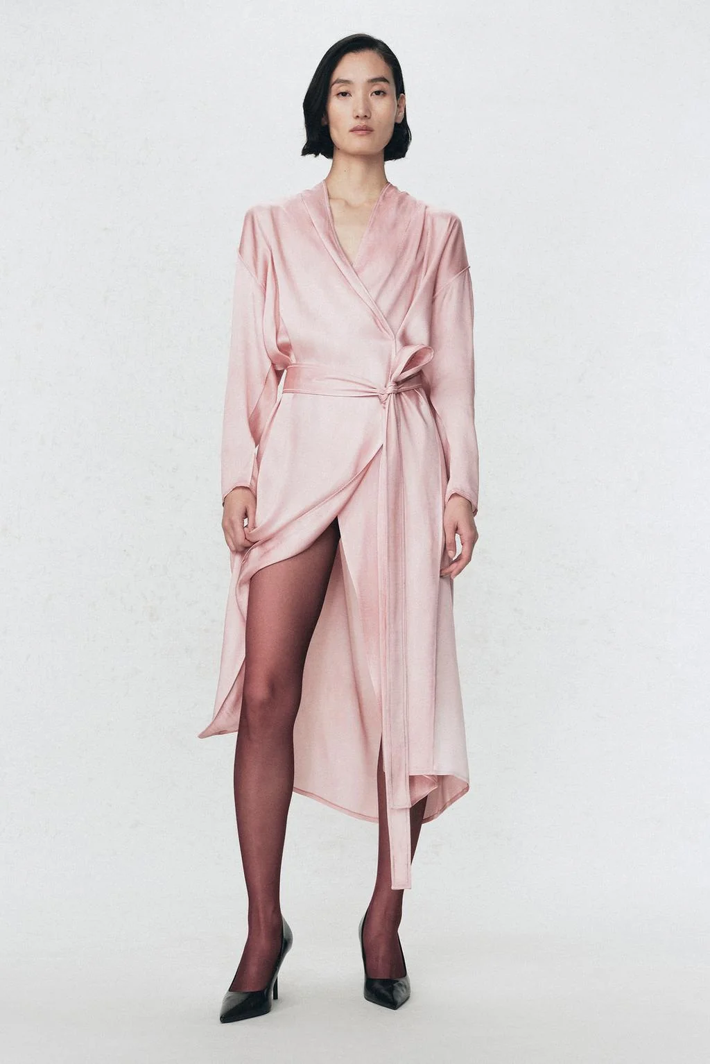 SOSHIOTSUKI X ZARA атласное платье с поясом — Сошиоцуки