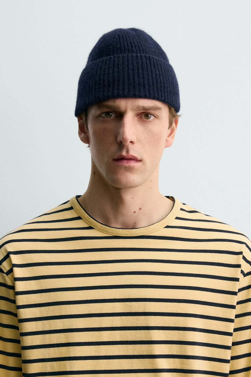 Чепчик 100% кашемир Aaron Levine X ZARA