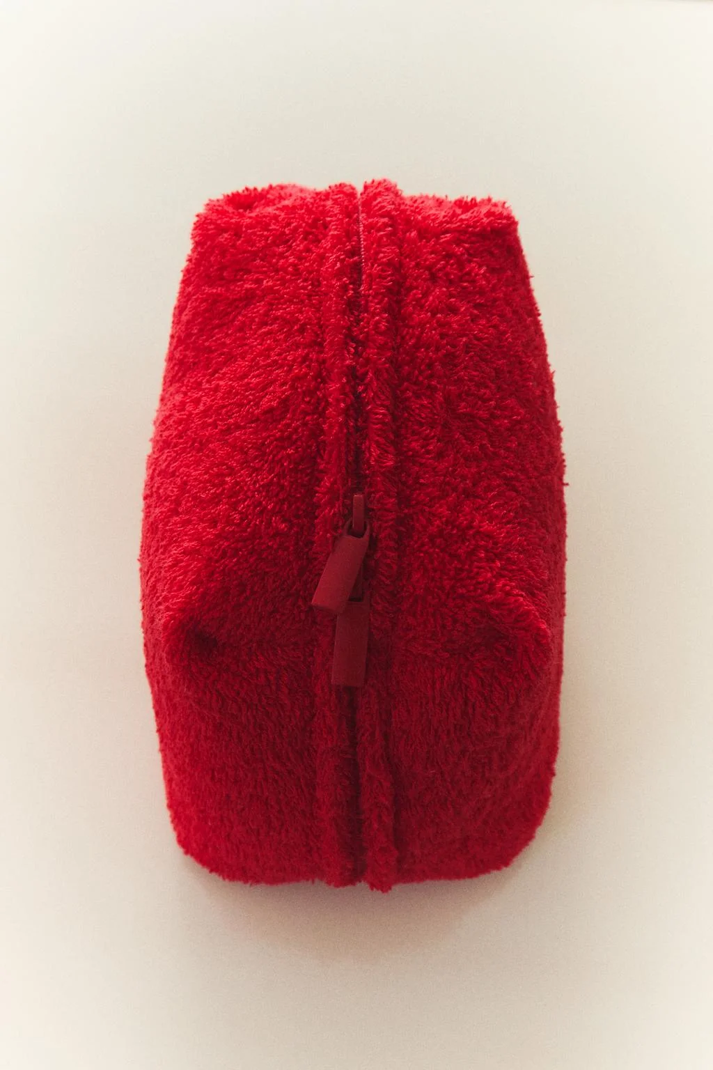 MEDIUM TERRY TOILETRY BAG