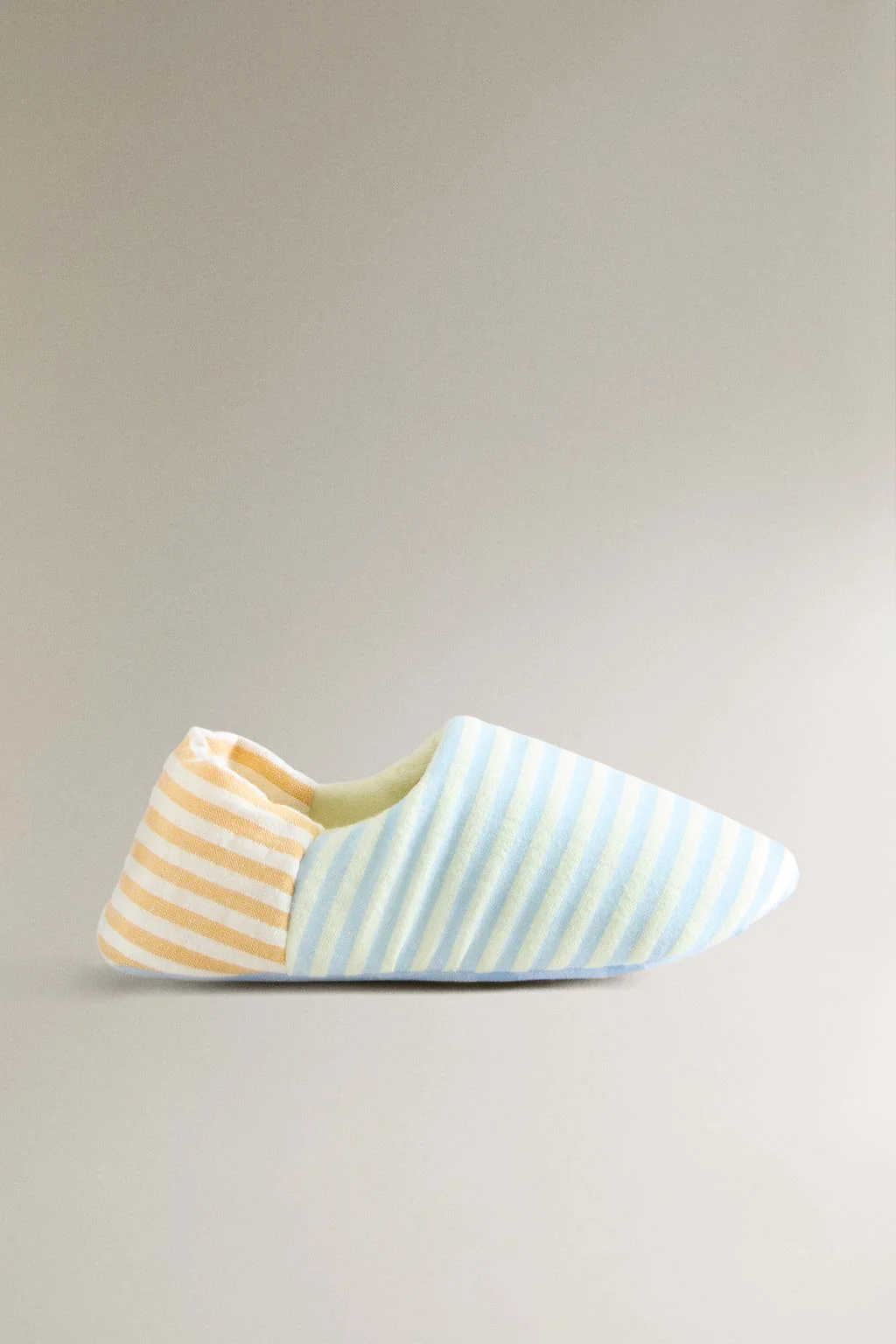 KIDS' STRIPED SLIPPERS