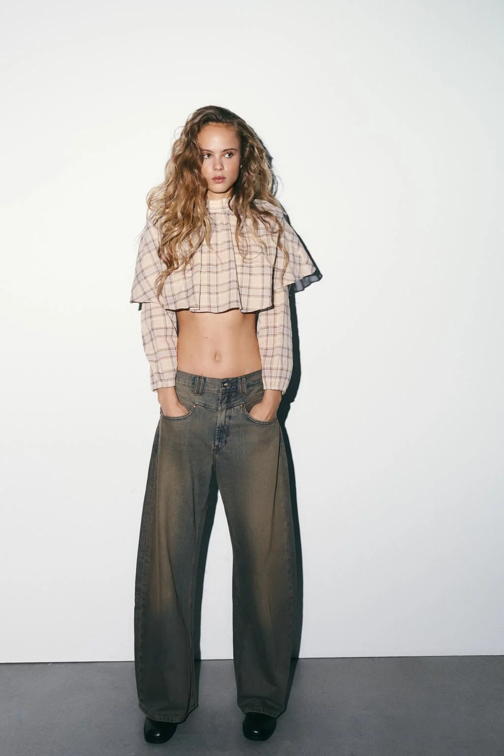 Укороченный топ с накидкой в клетку — С длинным рукавом