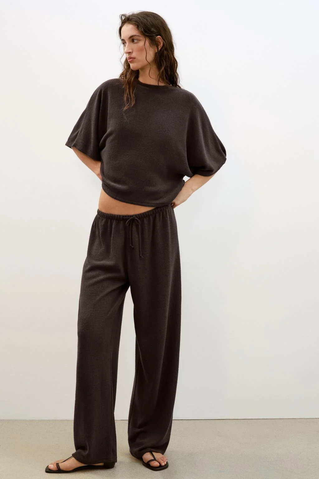 Топ с короткими рукавами в рустикальном стиле