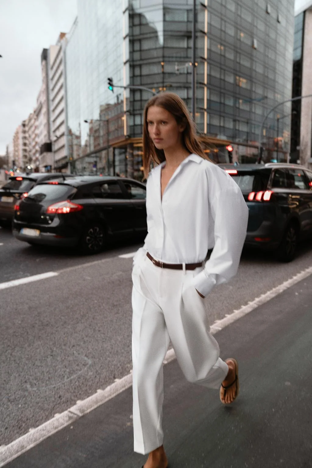 Рубашка из поплина с рельефом на спине