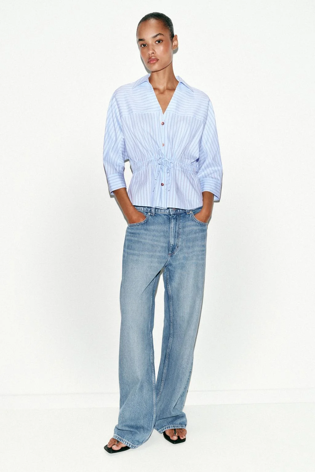 Рубашка в полоску с бантами