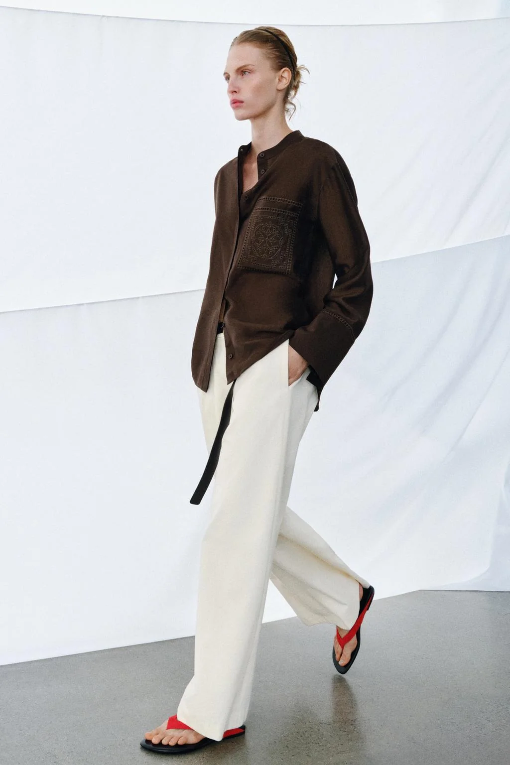 Рубашка с вышивкой на кармане ZW COLLECTION