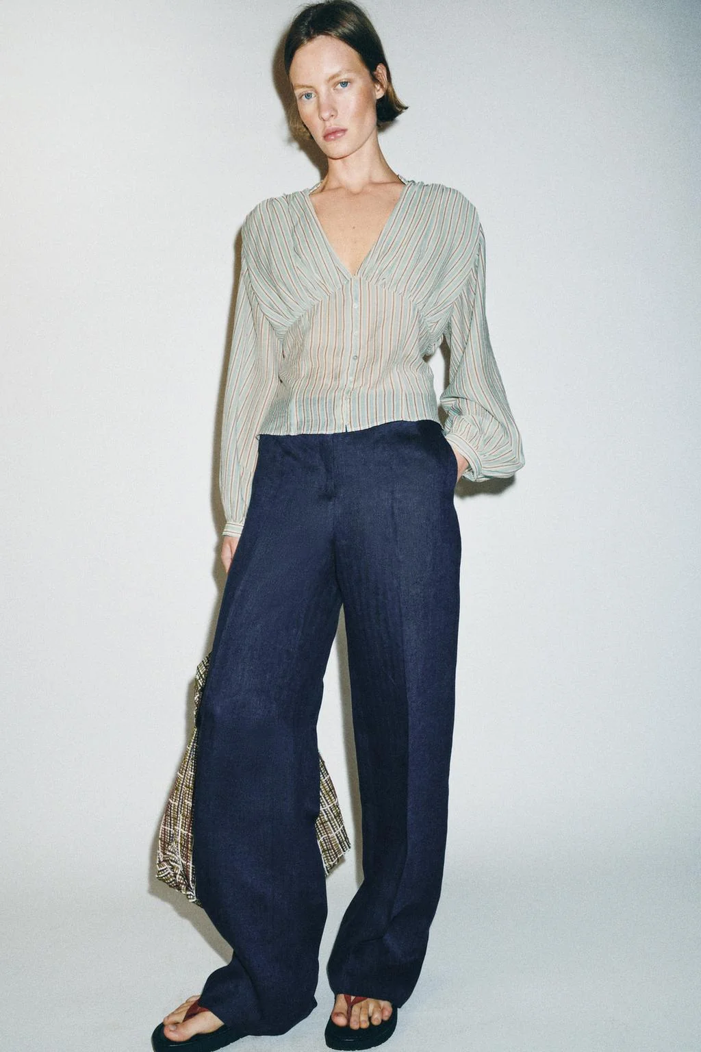 Рубашка в полоску с приталенным поясом — ПОЛОСКА