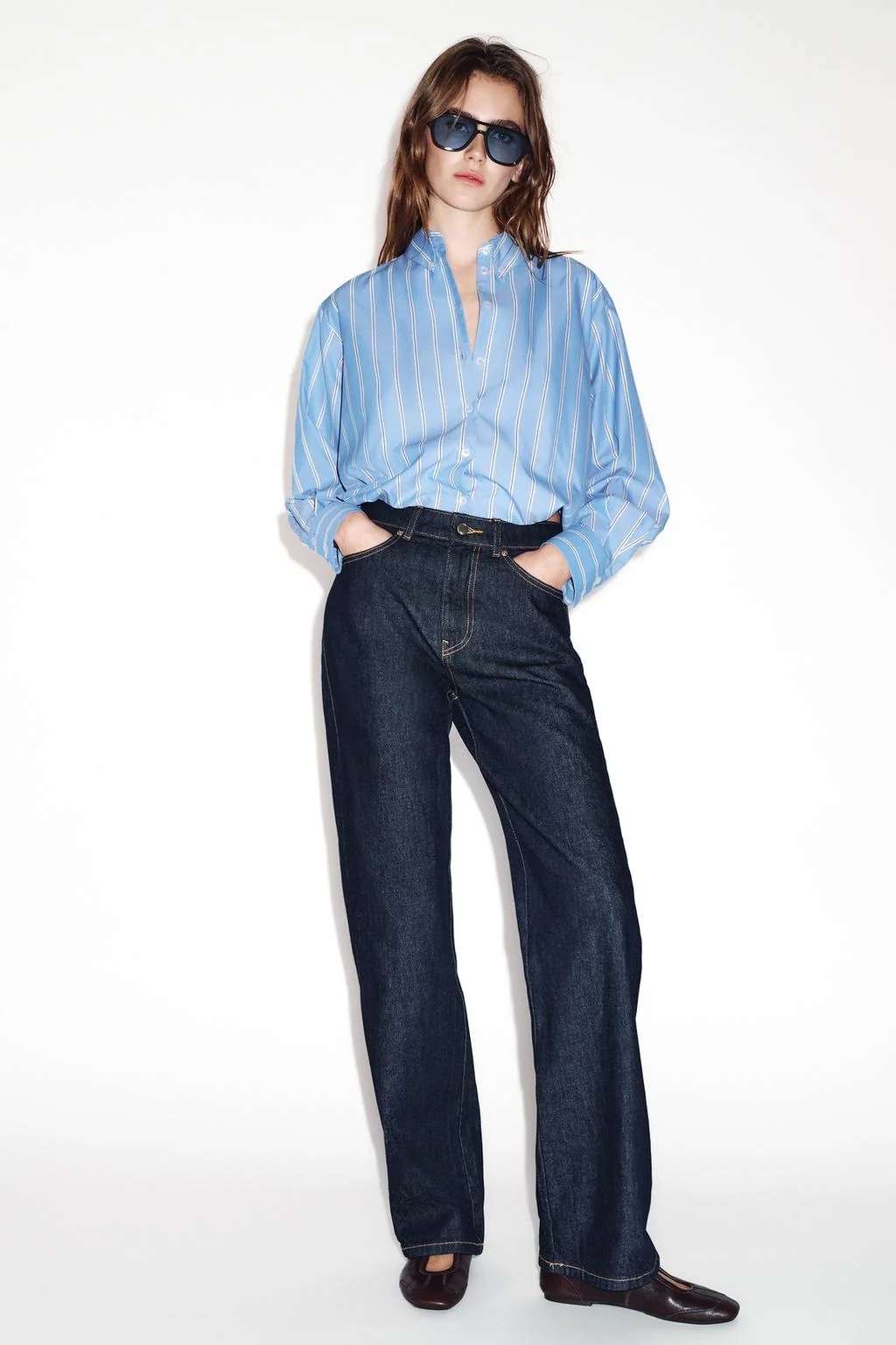 Рубашка в полоску с глобусом