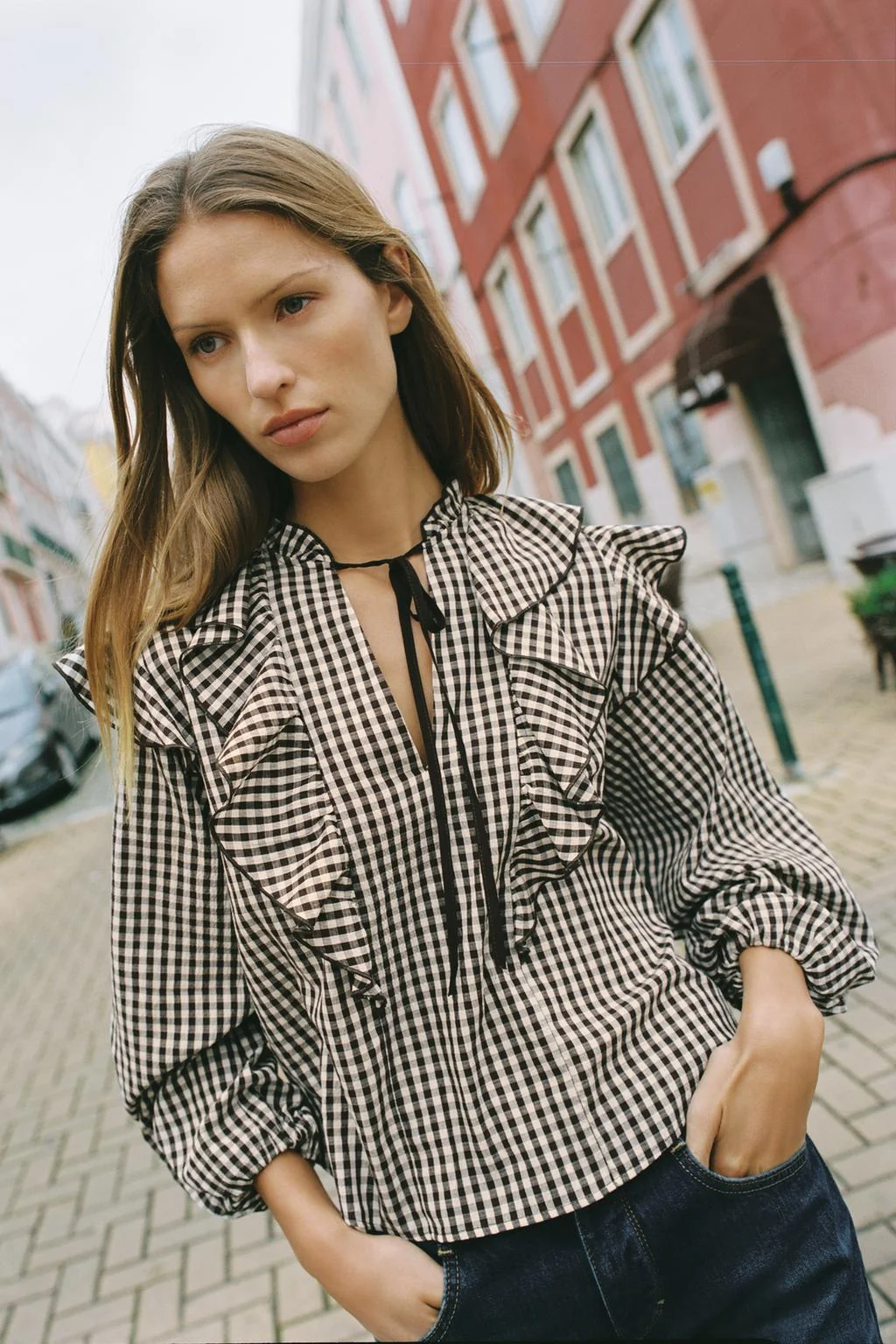 Блуза с оборками, в клетку и бантом — В клетку