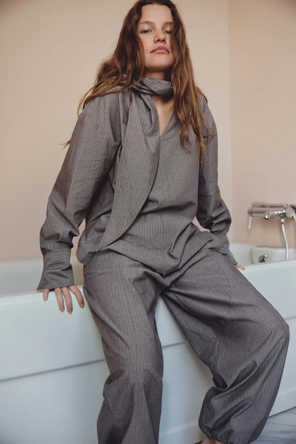 Рубашка в полоску с бантом — Бант