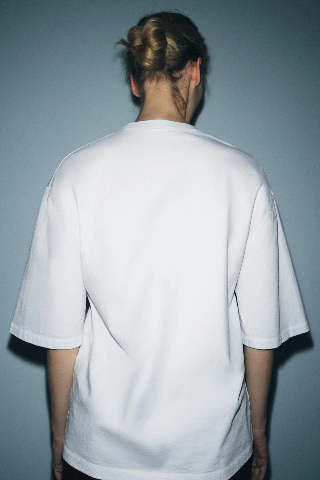 Футболка оверсайз в рустикальном стиле