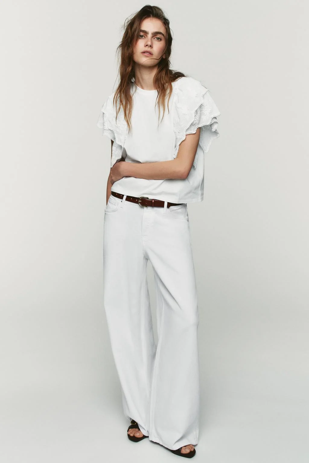 Футболка с коротким рукавом и оборками — Белый