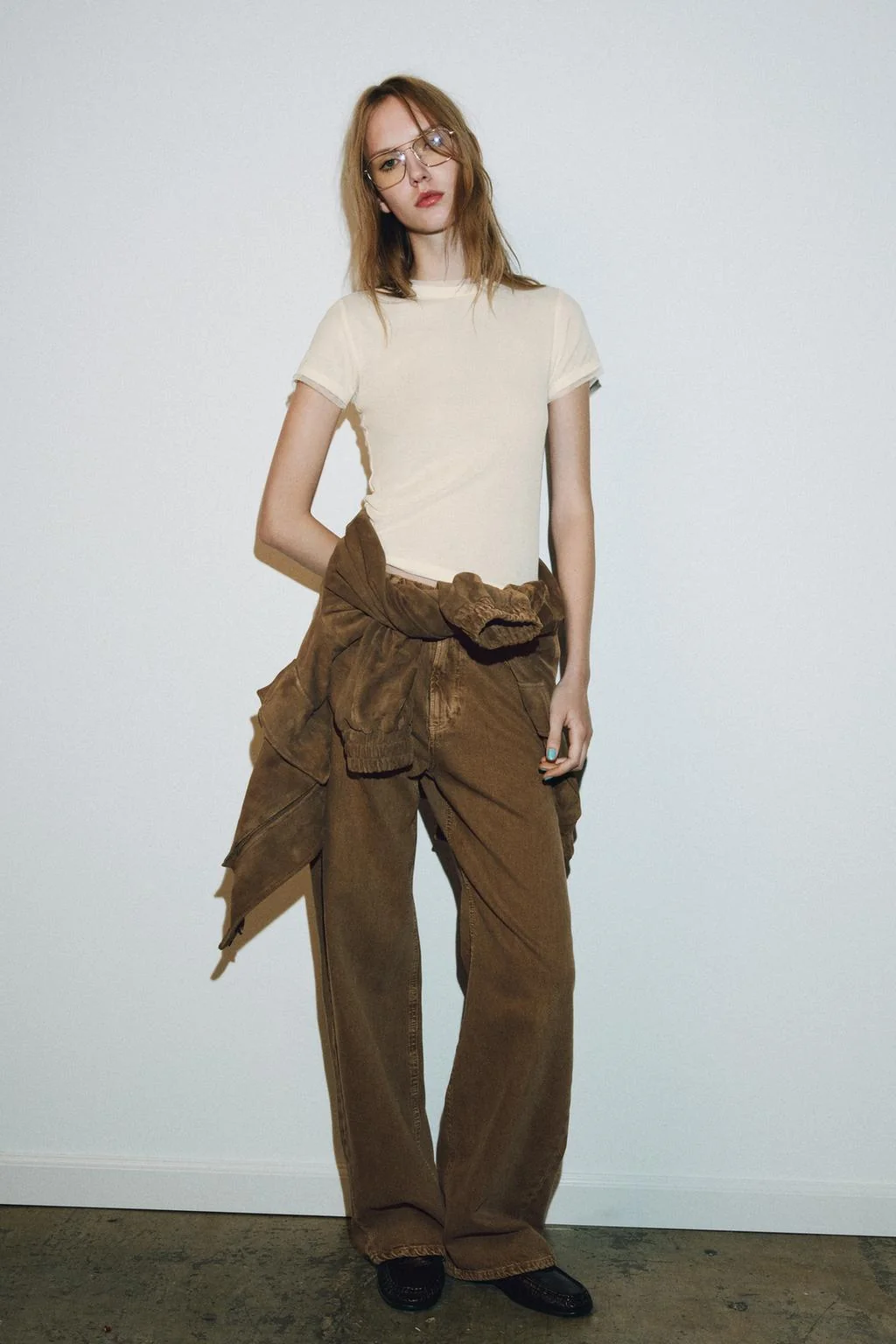 Футболка с деталями из тюля