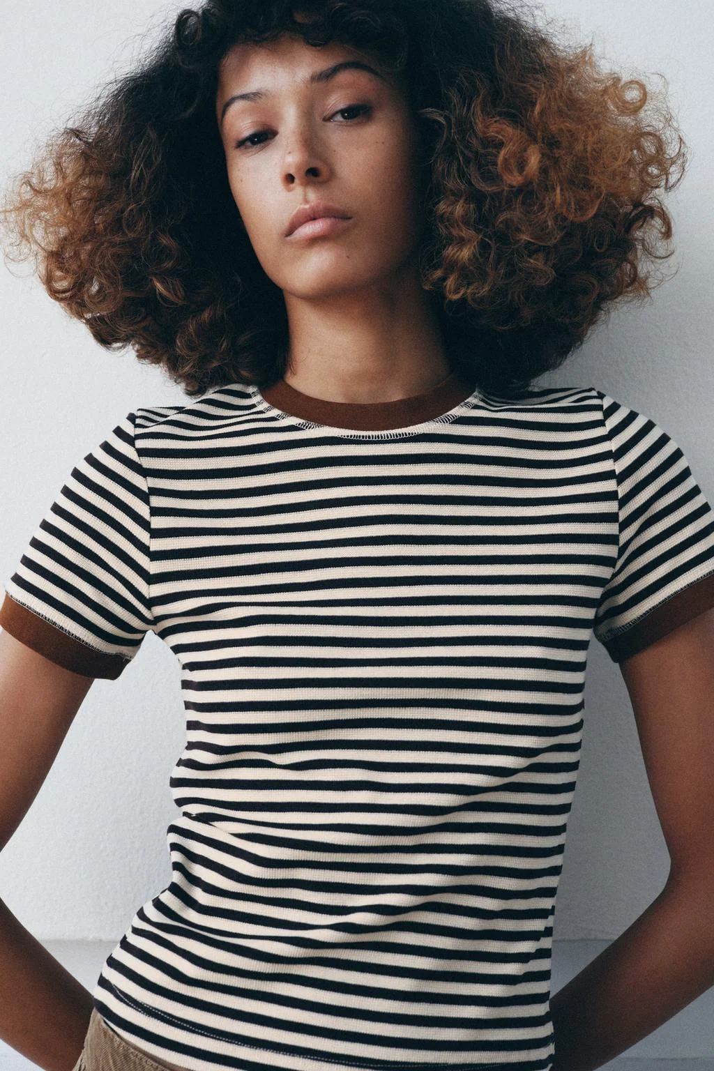 Футболка в полоску с коротким рукавом