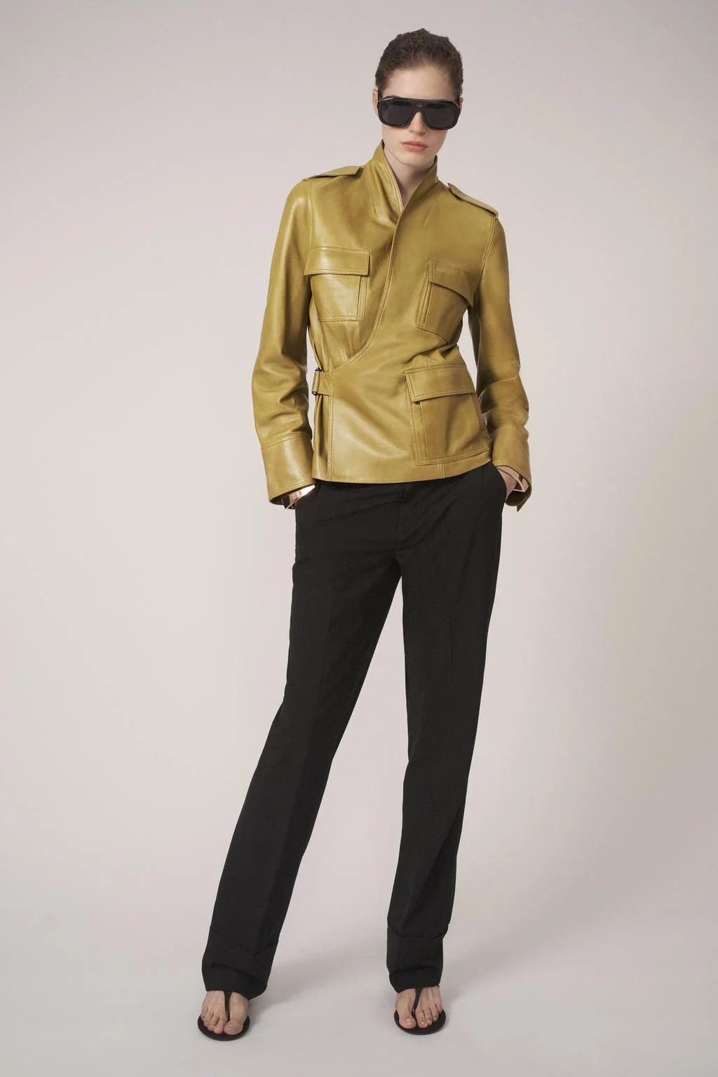 Куртка из 100% кожи — модель ZARA WOMAN