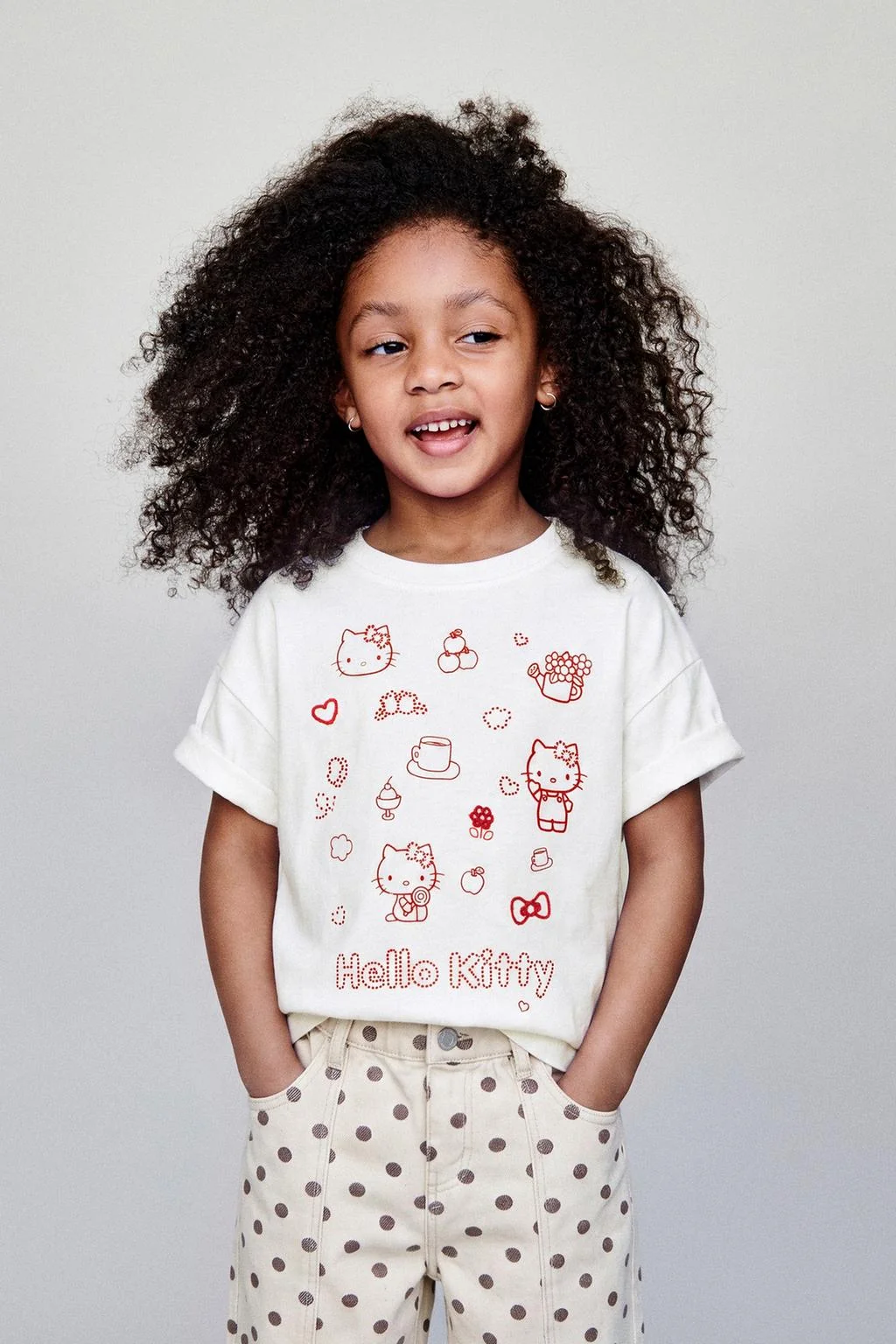 Футболка HELLO KITTY © SANRIO