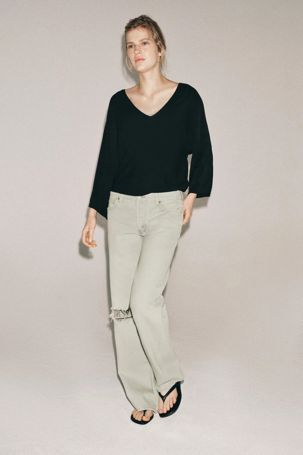 Рваные джинсы zw collection с низкой посадкой и свободным кроем