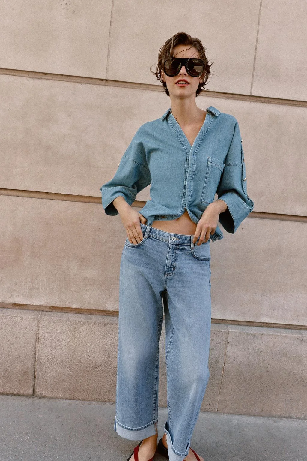 Z.07 джинсы свободного кроя средней посадки с подворотами