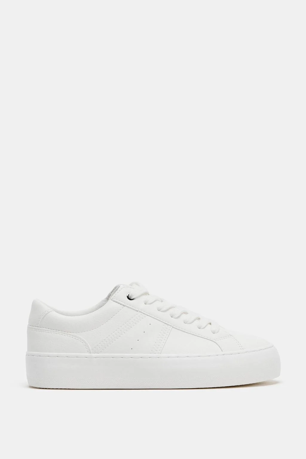 CONTRAST TRAINERS